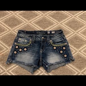 Miss me shorts Size 26